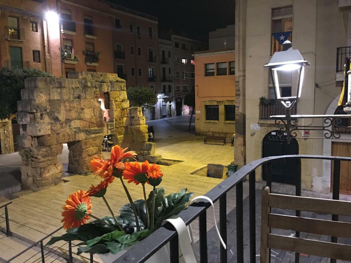 Apartamento En Plaza Forum Centro Historico Tarragona Bagian luar foto